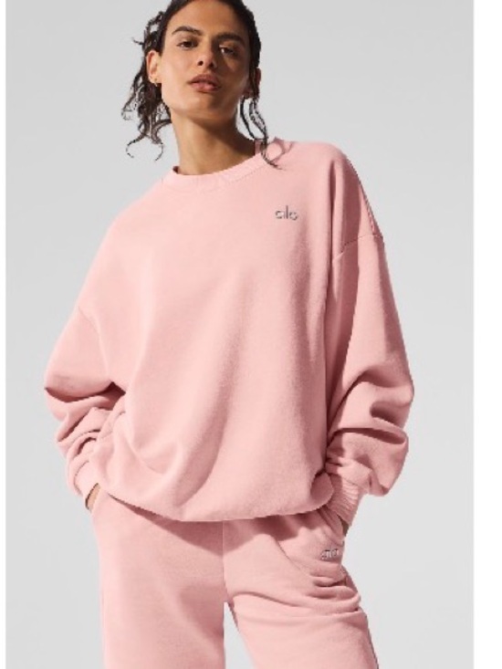 ALO Yoga Tops - ALO Yoga Accolade Crewneck Sweatshirt in Pink Quartz
